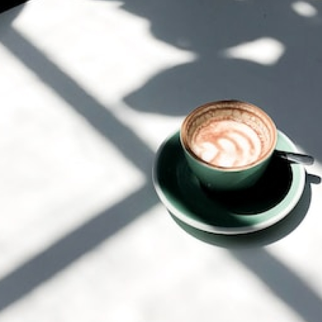 窓辺のコーヒー